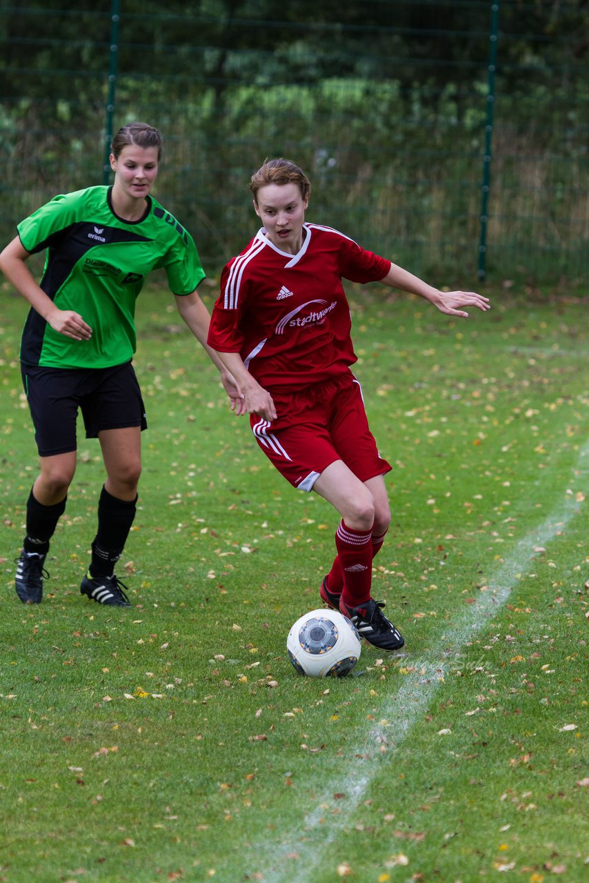 Bild 101 - Frauen SG Schmalfeld/Weddelbrook - Ratzeburger SV : Ergebnis: 1:7